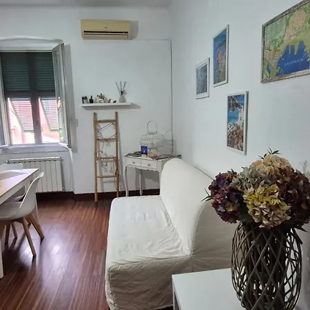 Maison 18 * لا سبيتسْيا